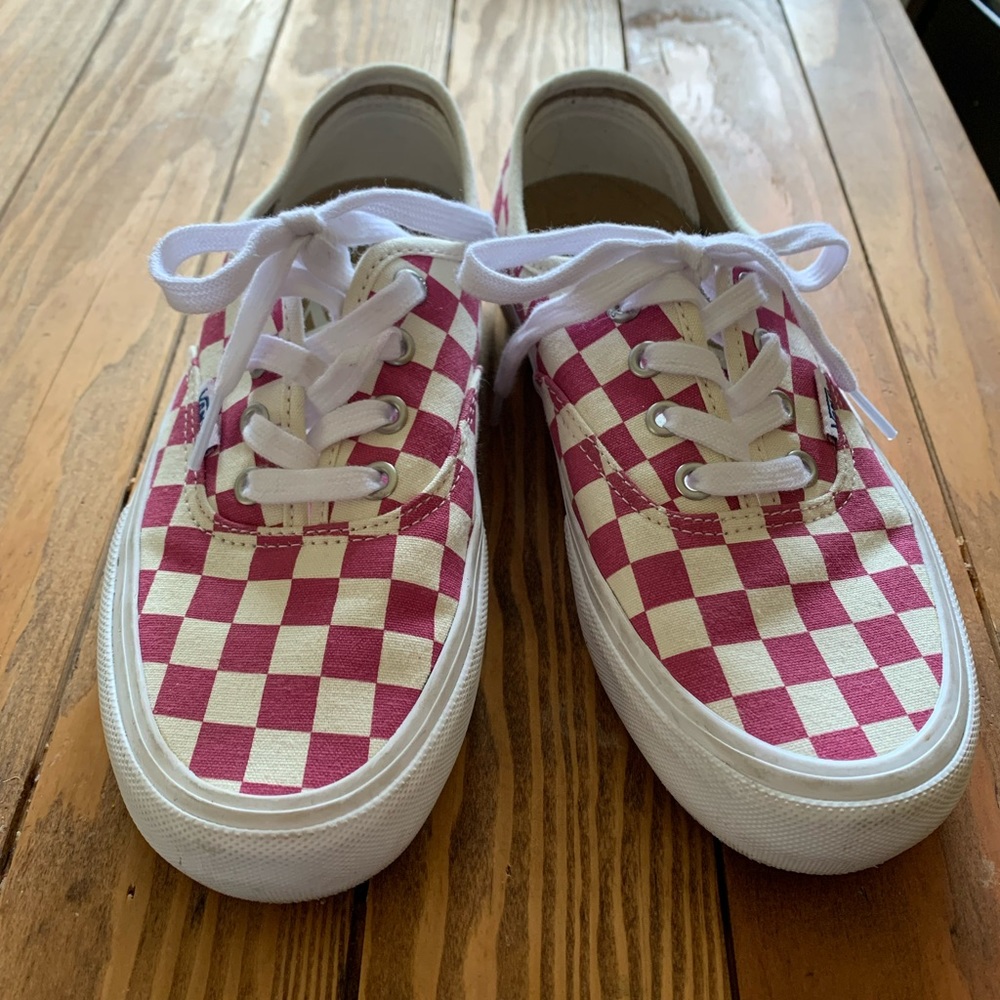 Womens vans size 7 Mens size 5.5